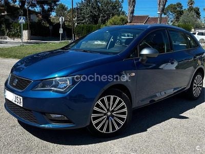 Usado Seat Ibiza ST CONNECT 90 CV (66 kW) 2016 Azul Familiar