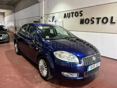 Usado Fiat Linea Dynamic 90 CV (66 kW) 2008 Azul Berlina