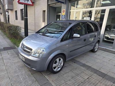 Usado Opel Meriva Enjoy 70 CV (51 kW) 2005 Gris / plata Monovolumen