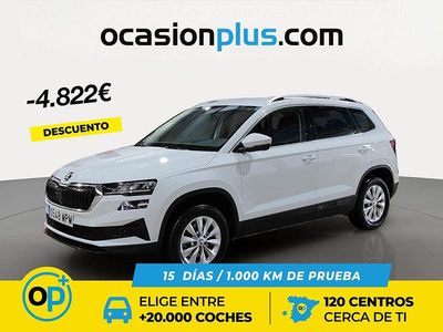 Usado Skoda Karoq Selection 115 CV (84 kW) 2024 Blanco SUV