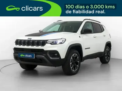 Usado Jeep Compass Trailhawk 240 CV (176 kW) 2024 Blanco SUV
