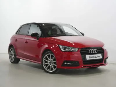 Usado Audi A1 Sportback Attraction 125 CV (91 kW) 2018 Rojo Utilitario