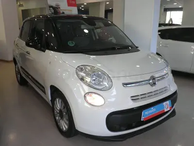 Usado Fiat 500L Lounge 95 CV (69 kW) 2015 Blanco Monovolumen