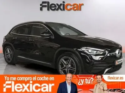 Usado Mercedes GLA200 150 CV (110 kW) 2021 Negro SUV