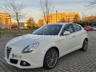 Usado Alfa Romeo Giulietta Distinctive 105 CV (77 kW) 2015 Blanco Utilitario