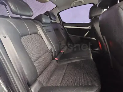 Usado Peugeot 407 Premium 136 CV (100 kW) 2008 Negro Berlina