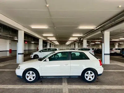 Usado Audi A3 Ambition 150 CV (110 kW) 2001 Blanco Utilitario