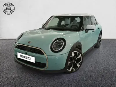 Usado Mini Cooper Essential 156 CV (114 kW) 2025 Verde Utilitario