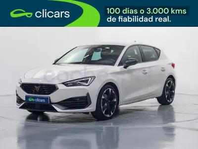 Usado Cupra Leon 150 CV (110 kW) 2023 Blanco Berlina