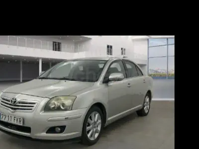 Usado Toyota Avensis