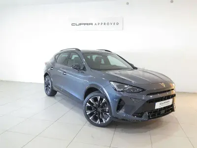 Usado Cupra Formentor 204 CV (150 kW) 2025 Gris / plata SUV