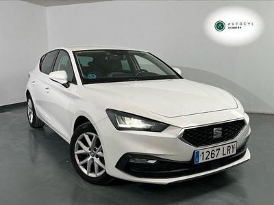 Usado Seat Leon Style 115 CV (84 kW) 2021 Blanco Berlina