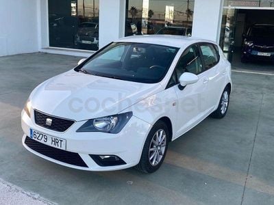 Usado Seat Ibiza Reference 70 CV (51 kW) 2013 Blanco Berlina