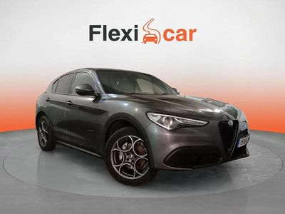 Usado Alfa Romeo Stelvio Sprint 200 CV (147 kW) 2022 Gris SUV
