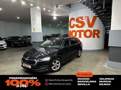 Usado Skoda Octavia Ambition 151 CV (111 kW) 2020 Negro Familiar
