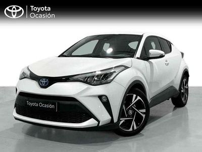 Käytetty Toyota C-HR Advance 122 HP (89 kW) 2022 Valkoinen Katumaasturi