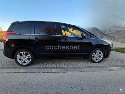 Negro Usado 2012 Peugeot 5008 Allure Monovolumen | 5100 € (Buen precio)