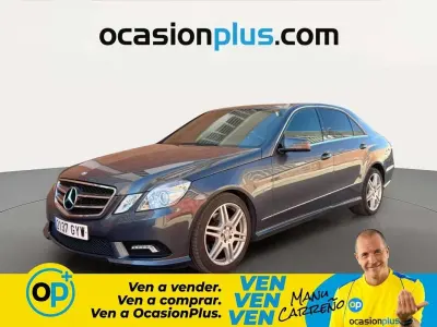 Usado Mercedes E220 Avantgarde 170 CV (125 kW) 2010 Gris Familiar