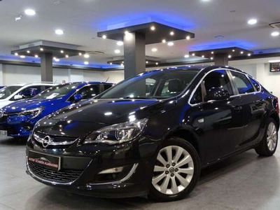 usado Opel Astra Sedán 1.4T Excellence