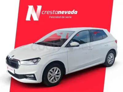 Usado Skoda Fabia Selection 80 CV (58 kW) 2024 Blanco Utilitario