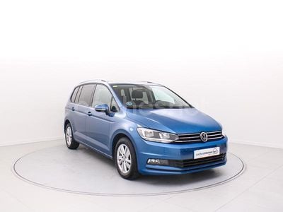 Azul Usado 2020 VW Touran Advance Monovolumen | 25.990 € (Un poco caro)