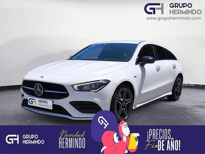 Blanco Usado 2021 Mercedes CLA200 Shooting Brake Familiar | 27.500 € (Un poco caro)