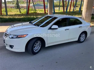 Usado Honda Accord Elegance 150 CV (110 kW) 2011 Blanco Berlina