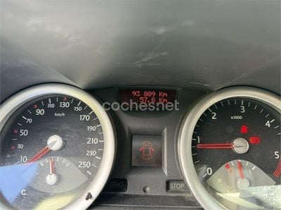 Usado Renault Mégane II Dynamique 130 CV (95 kW) 2005 Beige Berlina