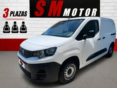 Usado Peugeot Partner Premium 98 CV (72 kW) 2021 Blanco Monovolumen