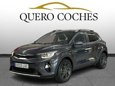 Käytetty Kia Stonic 100 HP (73 kW) 2020 Harmaa Katumaasturi