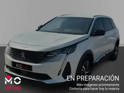 Usado Peugeot 5008 Allure 130 CV (95 kW) 2023 SUV