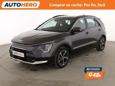 Usado Kia Niro 141 CV (103 kW) 2022 Gris SUV