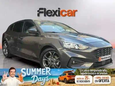Usado Ford Focus ST-Line 125 CV (91 kW) 2018 Gris