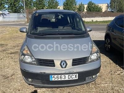 Usado Renault Espace Privilege 150 CV (110 kW) 2004 Beige Monovolumen