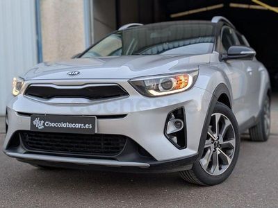 Käytetty Kia Stonic 100 HP (73 kW) 2020 Harmaa Katumaasturi