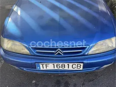 Usado Citroën Xsara 75 CV (55 kW) 2000 Azul Berlina