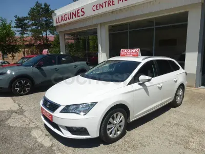Usado Seat Leon Style 115 CV (84 kW) 2019 Blanco Familiar