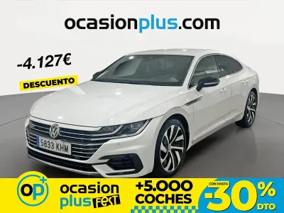 Begagnad VW Arteon R-line 190 HK (139 kW) 2018 Vit Halvkombi