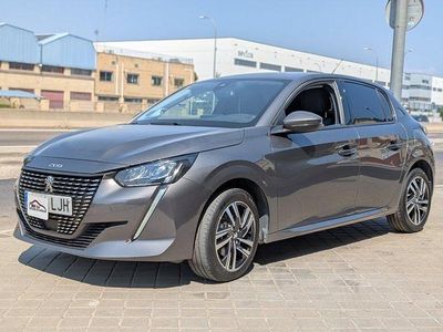 Usado Peugeot 208 Allure 100 CV (73 kW) 2020 Gris Utilitario