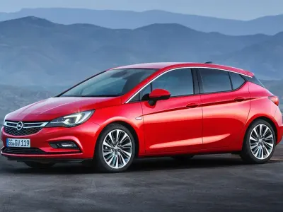 Usado Opel Astra Business 110 CV (80 kW) 2019 Azul Utilitario