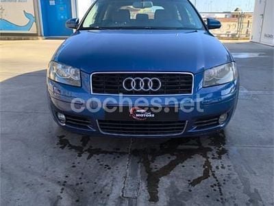 Azul Usado 2003 Audi A3 Ambiente Berlina | 3200 € (Precio justo)