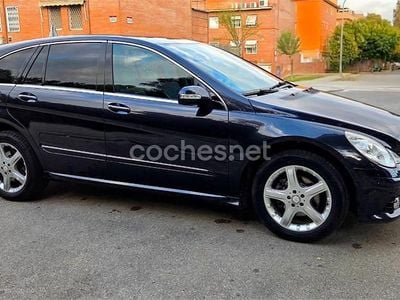 Mercedes R320