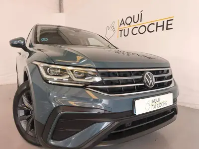 Usado VW Tiguan Allspace Life 150 CV (110 kW) 2022 Verde SUV