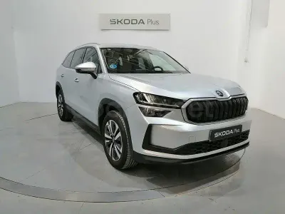 Usado Skoda Kodiaq Selection 150 CV (110 kW) 2025 Gris / plata SUV