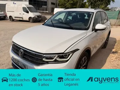 Usado VW Tiguan Life 150 CV (110 kW) 2022 Blanco SUV
