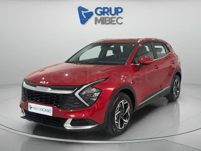 Usado Kia Sportage 150 CV (110 kW) 2023 Rojo SUV