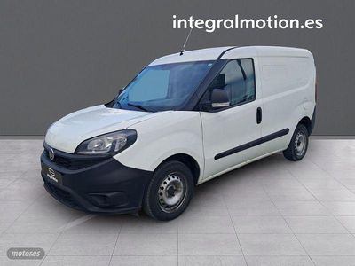 Usado Fiat Doblò 95 CV (69 kW) 2019 Blanco Monovolumen