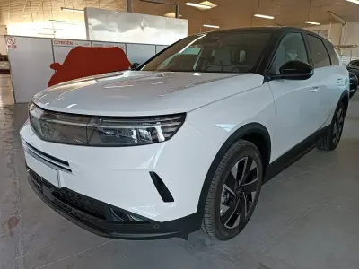 Usado Opel Grandland Electric S 146 CV (107 kW) 2025 Blanco SUV