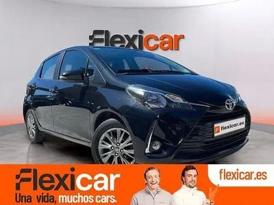Usado Toyota Yaris Active 69 CV (50 kW) 2018 Negro