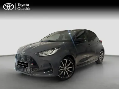 Usado Toyota Yaris Sport 130 CV (95 kW) 2025 Blanco Utilitario